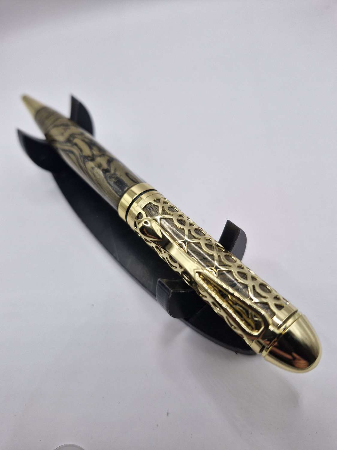 European filigree pen European filigree pen