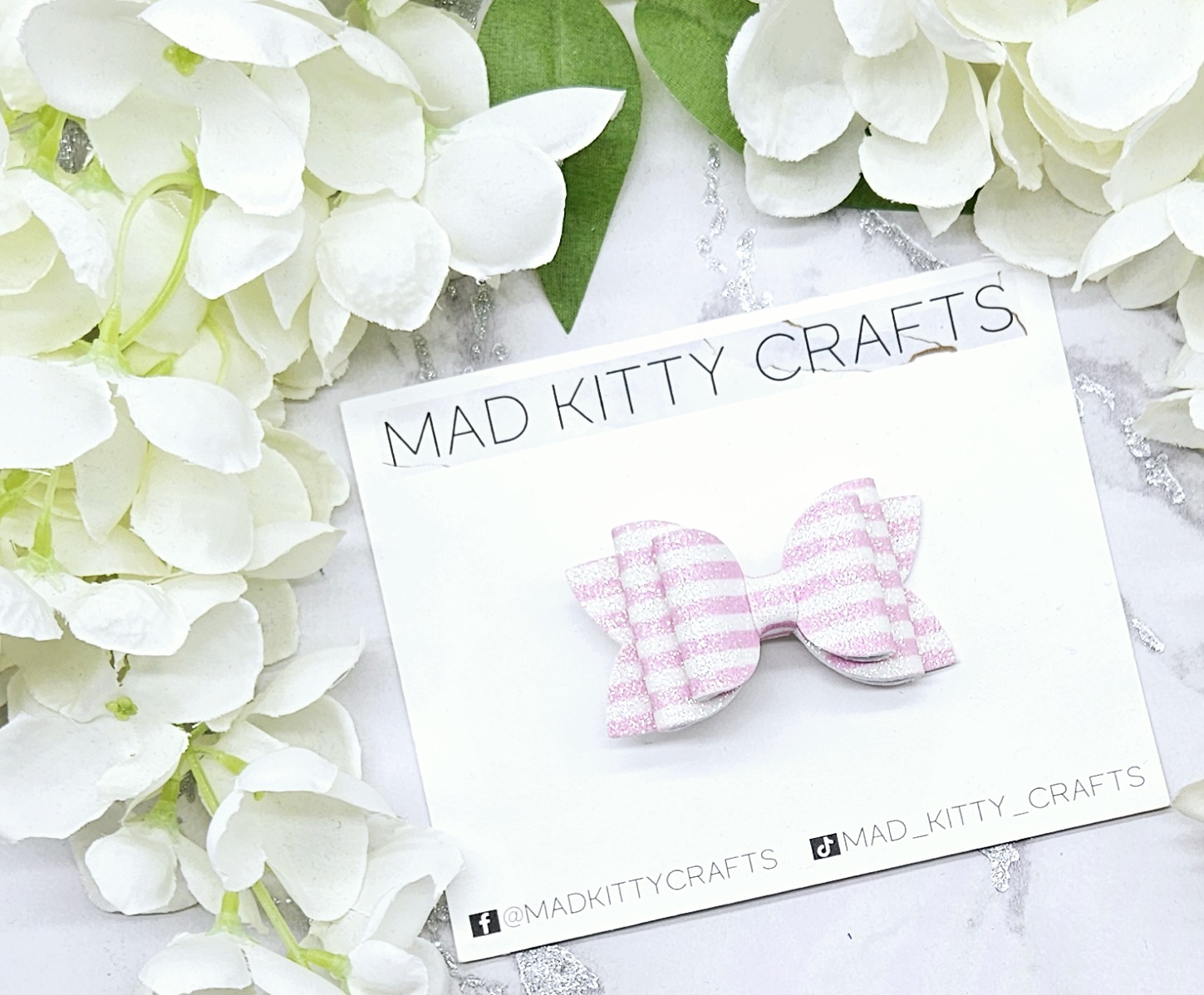 Pink and white glitter stripes bow Pink and white glitter stripes bow
