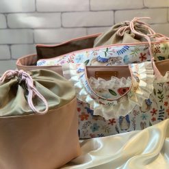 Nursery organiser bag. 2 Nursery organiser bag. 2