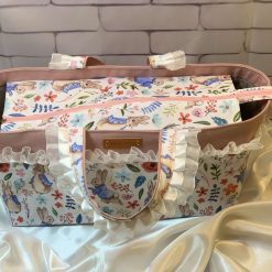 Nursery organiser bag. 1 Nursery organiser bag. 1