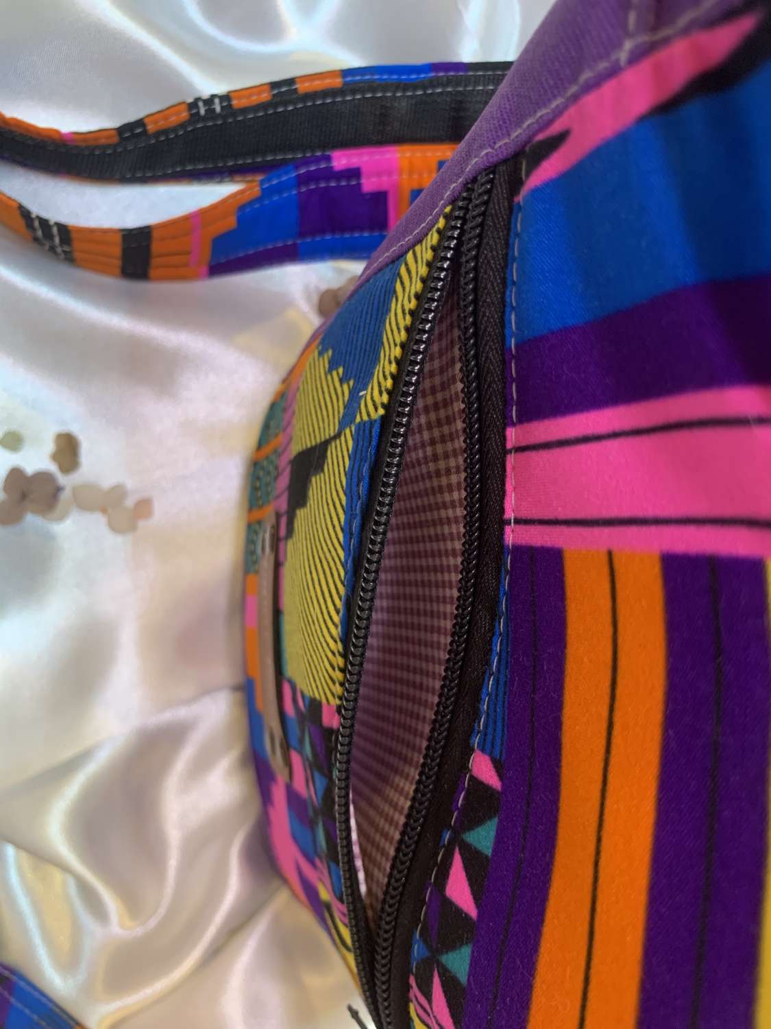 Teloujay 2.0 crossbody bag. Teloujay 2.0 crossbody bag.