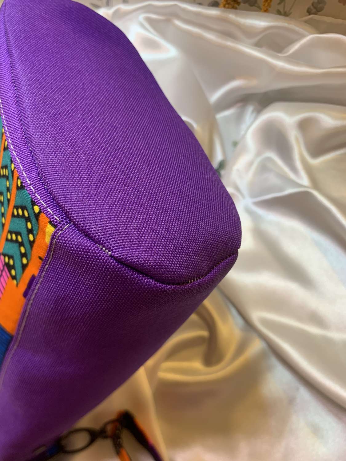 Teloujay 2.0 crossbody bag. Teloujay 2.0 crossbody bag.