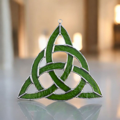 Celtic Knot Eternal Elegance