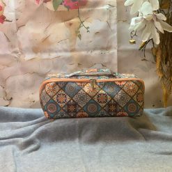 Cosmetic/toiletry bag