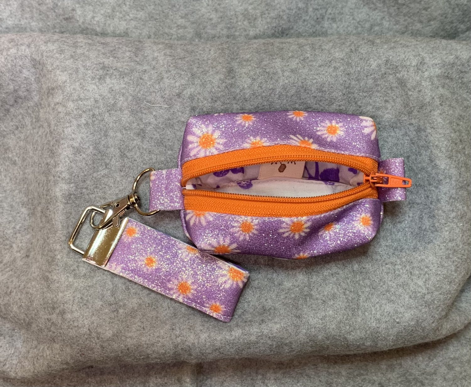 Dog poo bag dispenser Dog poo bag dispenser