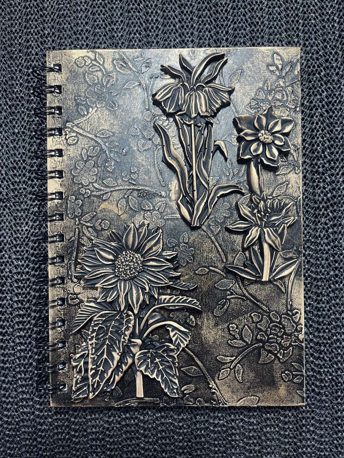 Handmade Flowers Hardback Notebook (02) Handmade Flowers Hardback Notebook (02)