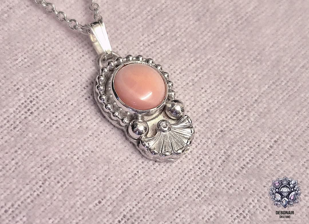 Rare - Queen Conch Sterling Silver Necklace Rare - Queen Conch Sterling Silver Necklace