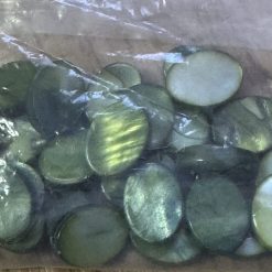 G – Bag Of 28 Mother of Pearl Shell Oval Charm Beads 10mm Green