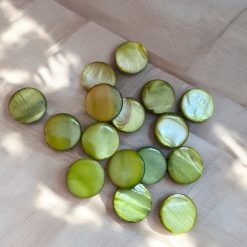 G – Bag Of 10 Mother of Pearl Shell Round Charm Beads 10mm - Lime Green