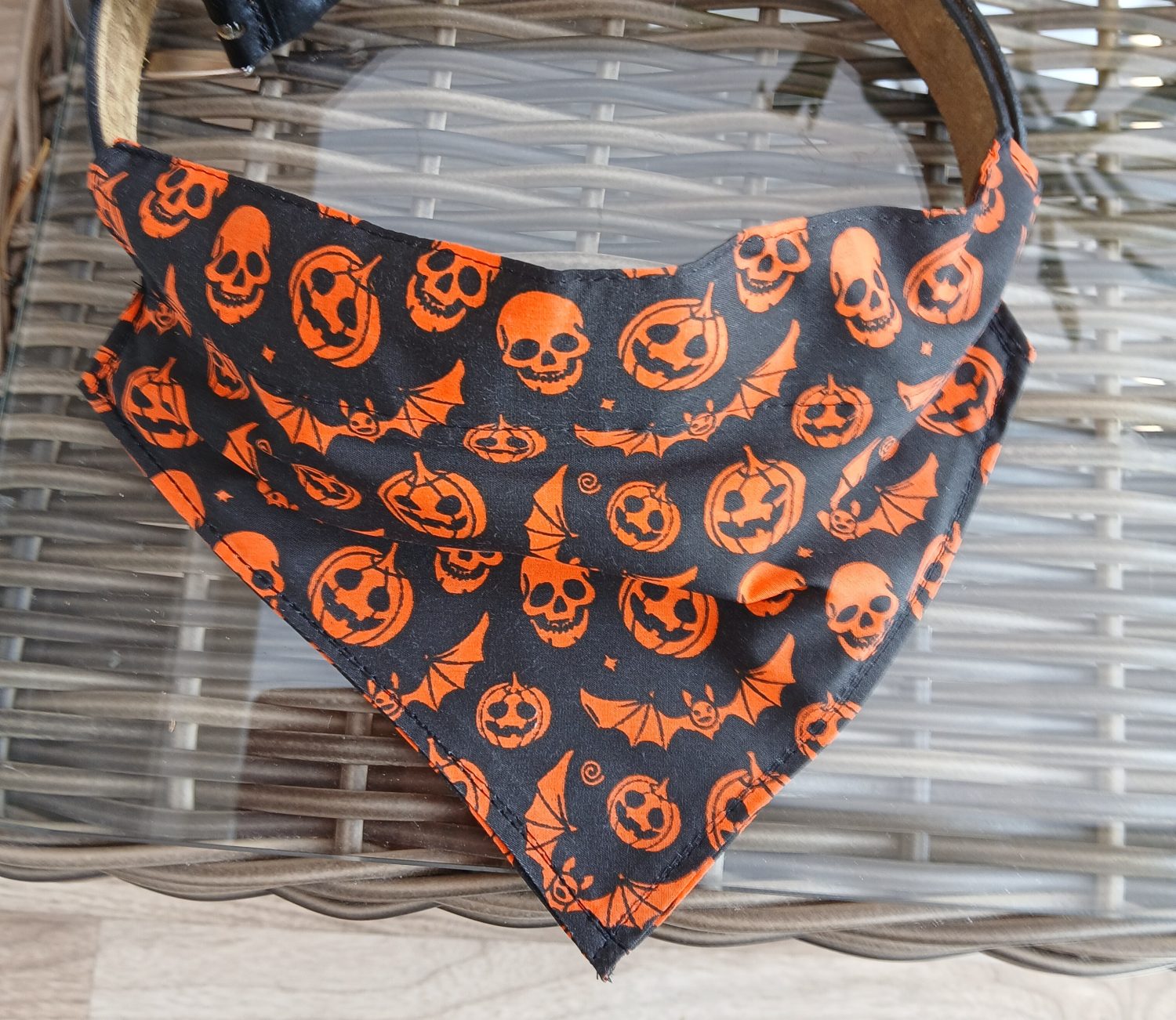 Dog Bandana, Halloween skull print Dog Bandana, Halloween skull print