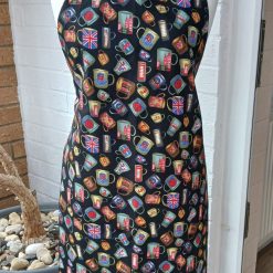 Apron, England Mugs & Cups print