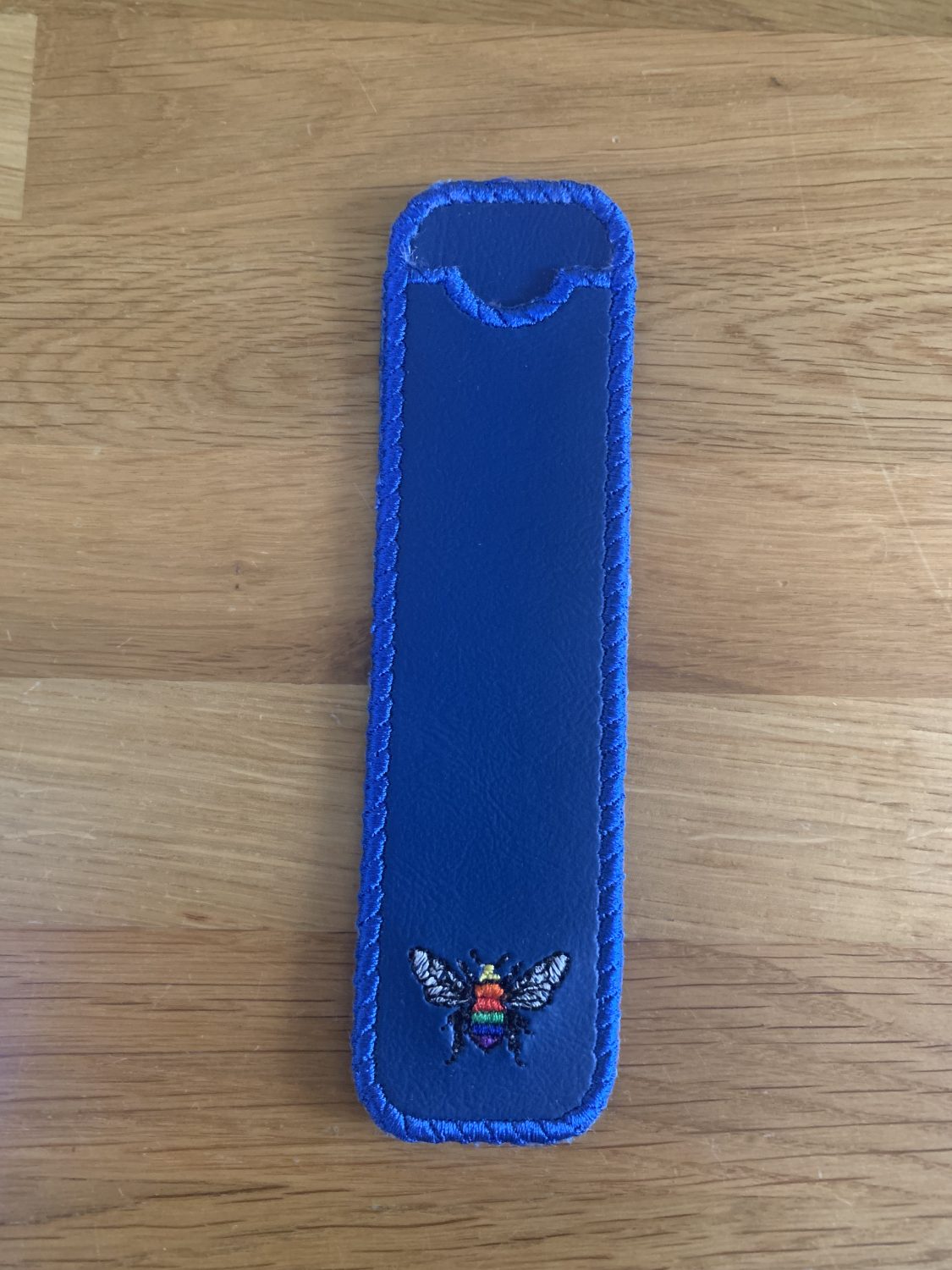 Pen / Nail file holder Pen / Nail file holder