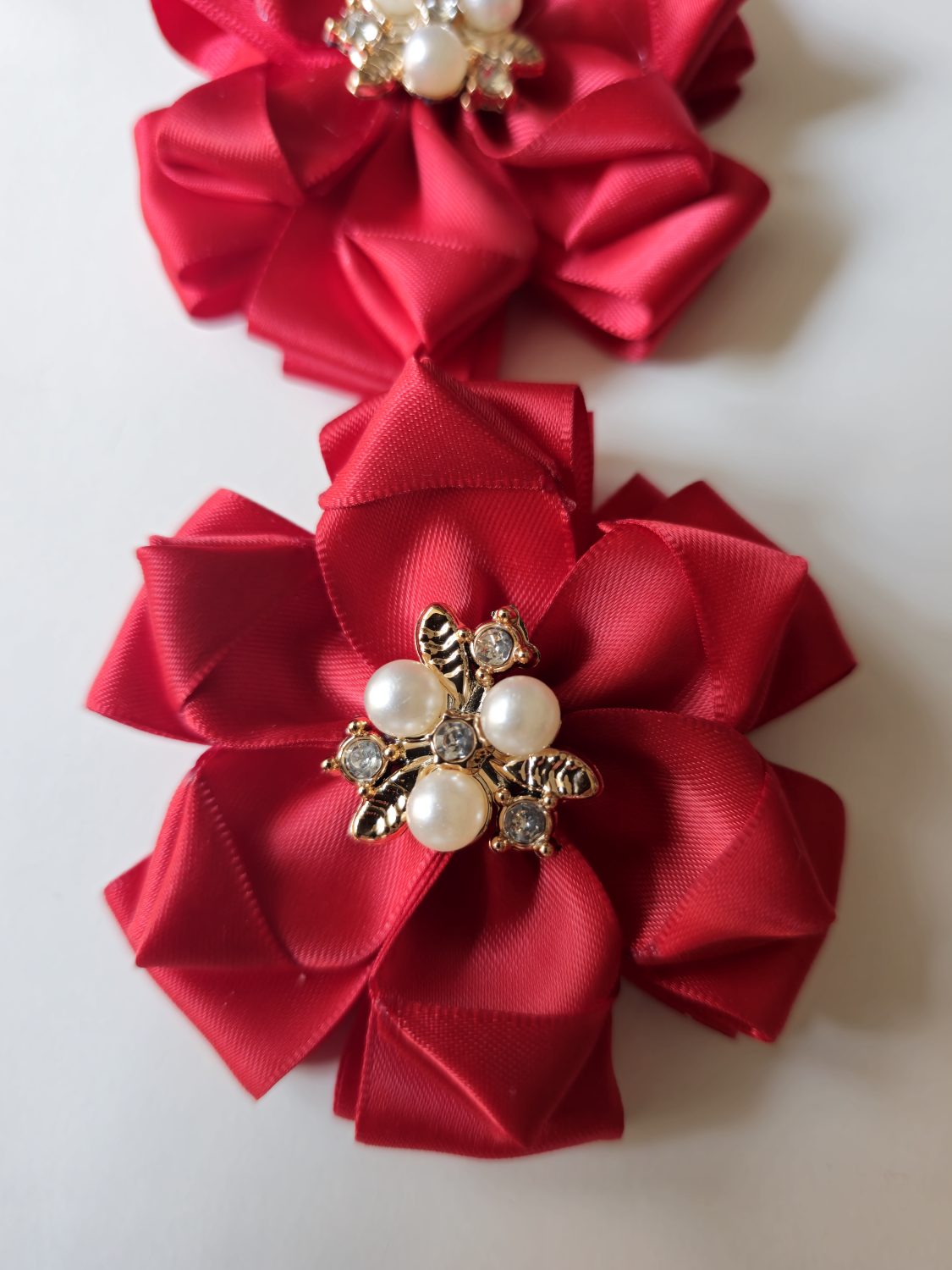 Set of bows and hair clips! Set of bows and hair clips!