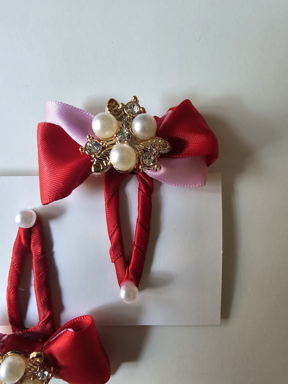 Set of bows and hair clips! Set of bows and hair clips!
