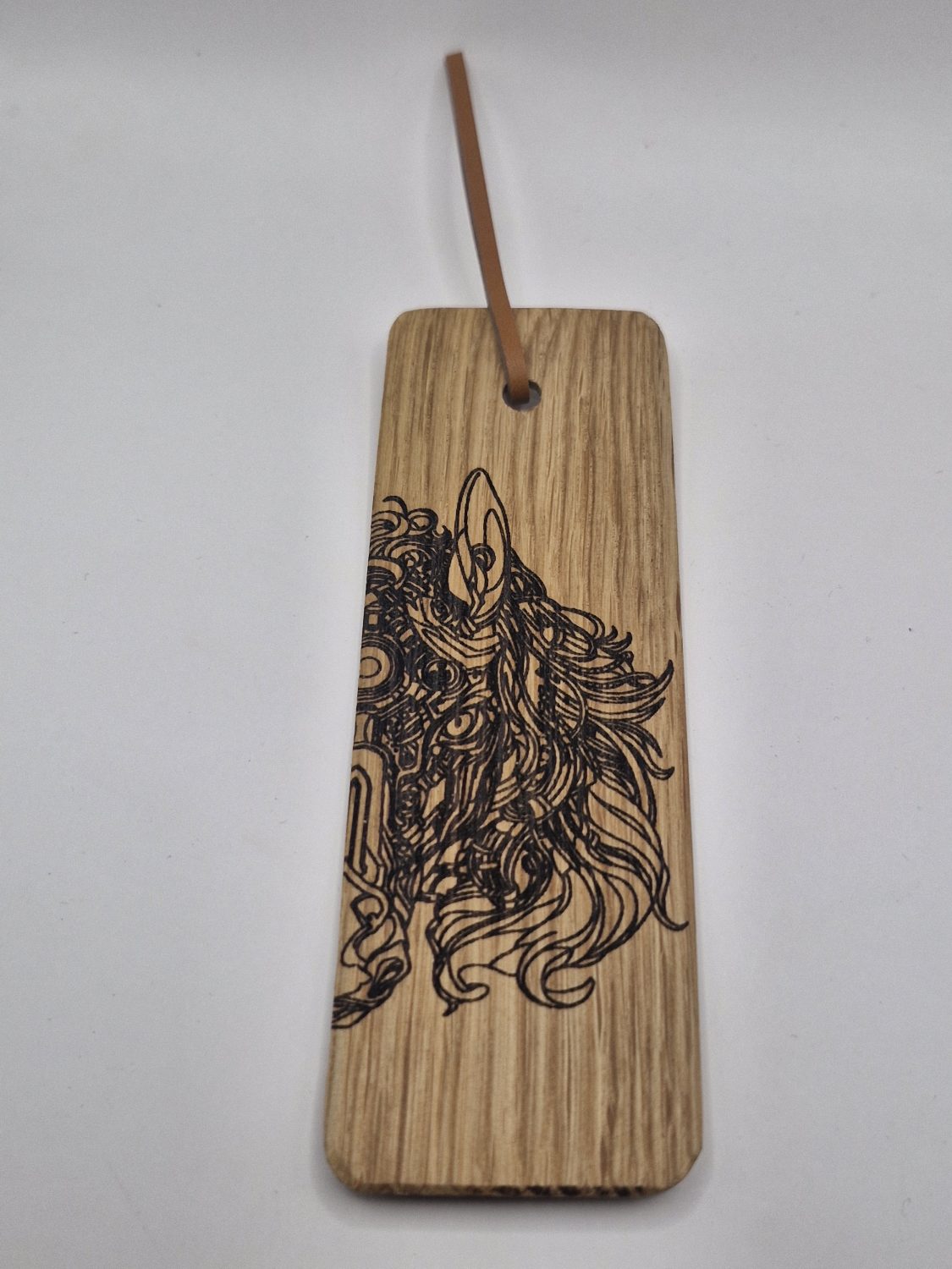 Oak bookmark (horse) Oak bookmark (horse)