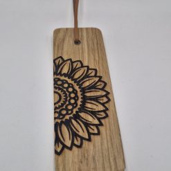 Oak book mark (tree)
