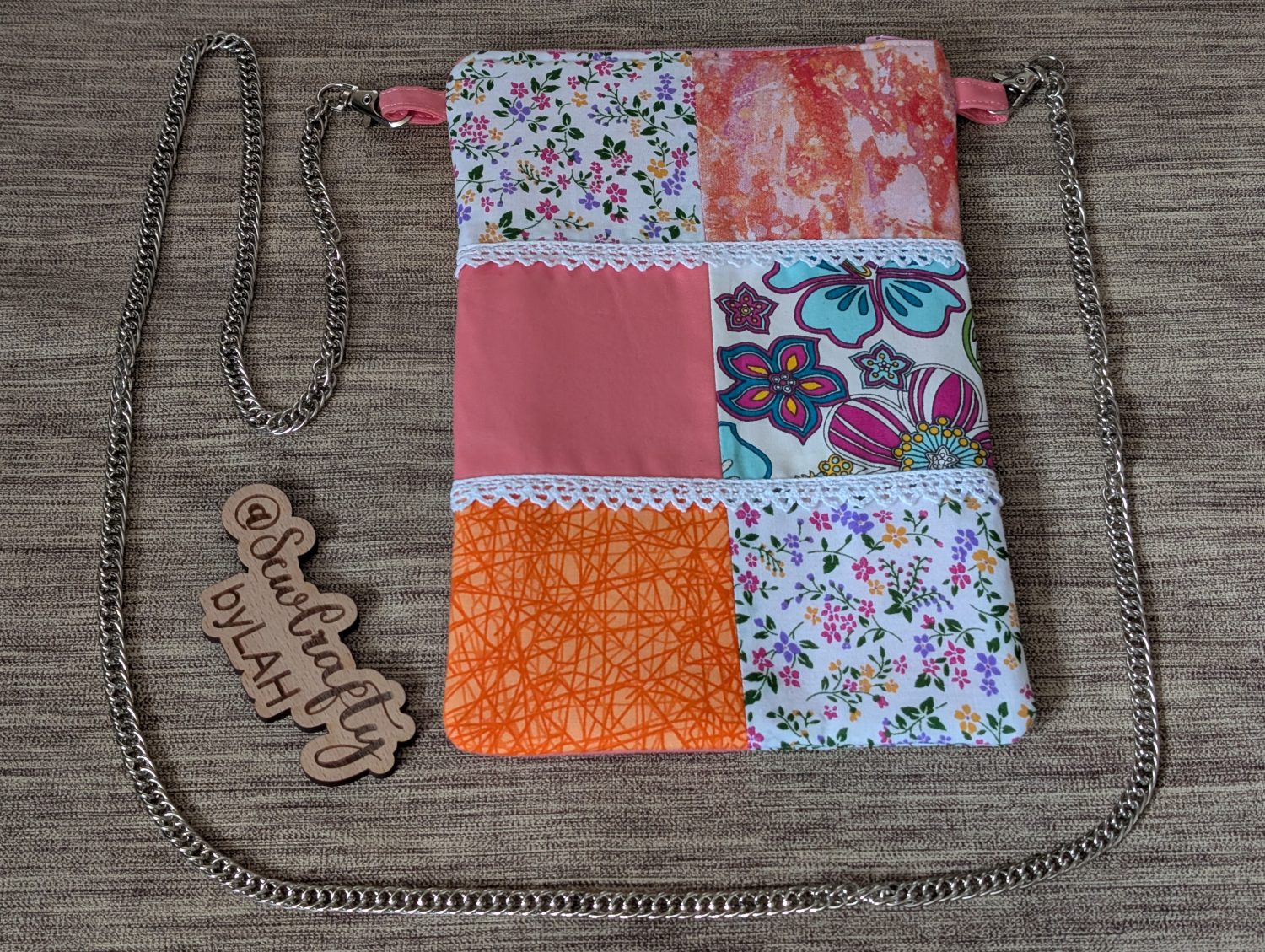 Cross body zipped handbag Cross body zipped handbag
