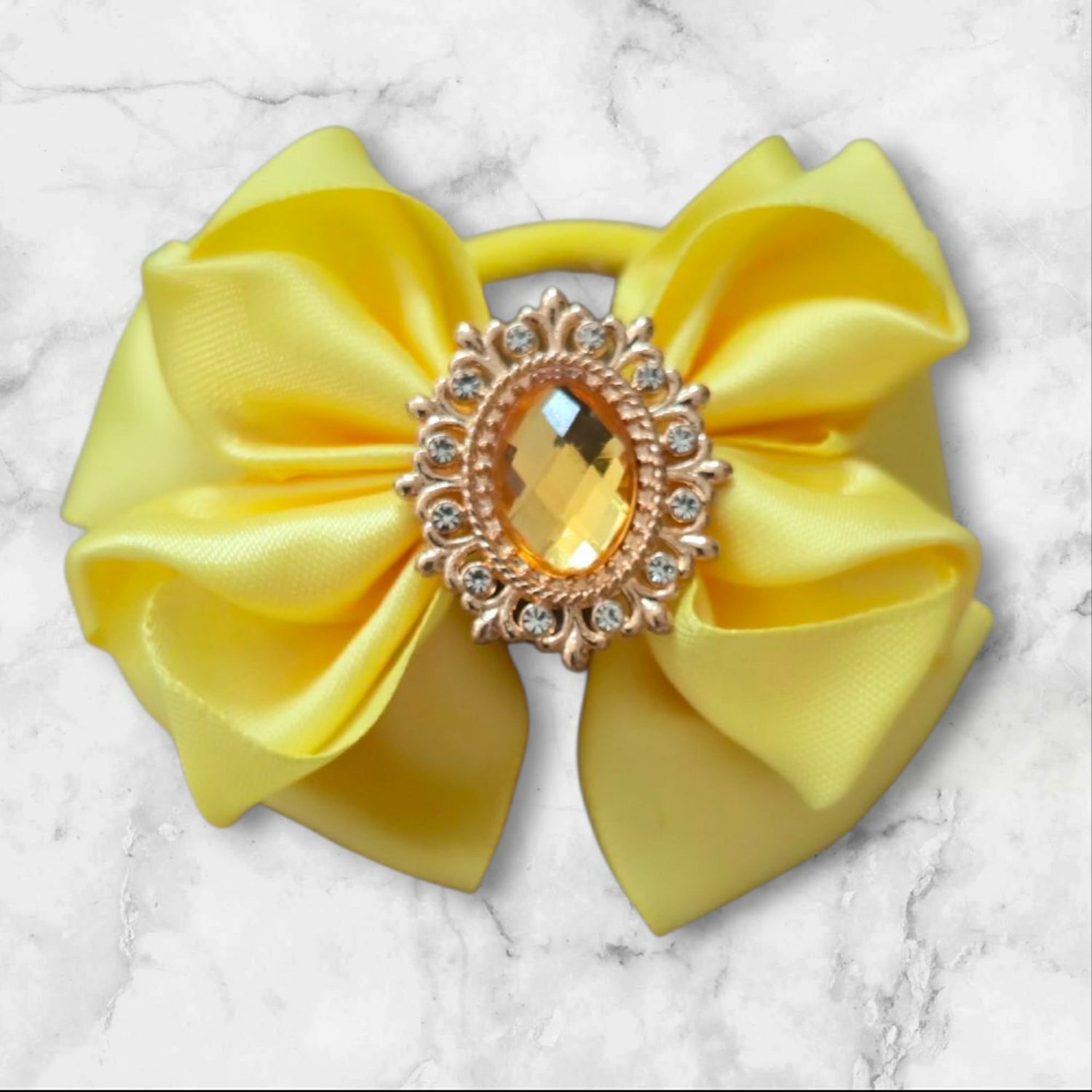 Gift box with hair clip and hairbows" Sunshine in every strand" ( 5 in 1) Gift box with hair clip and hairbows" Sunshine in every strand" ( 5 in 1)