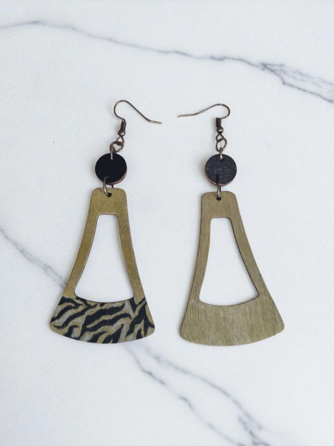 Tiger Stripe Earrings Gold Tiger Stripe Earrings Gold
