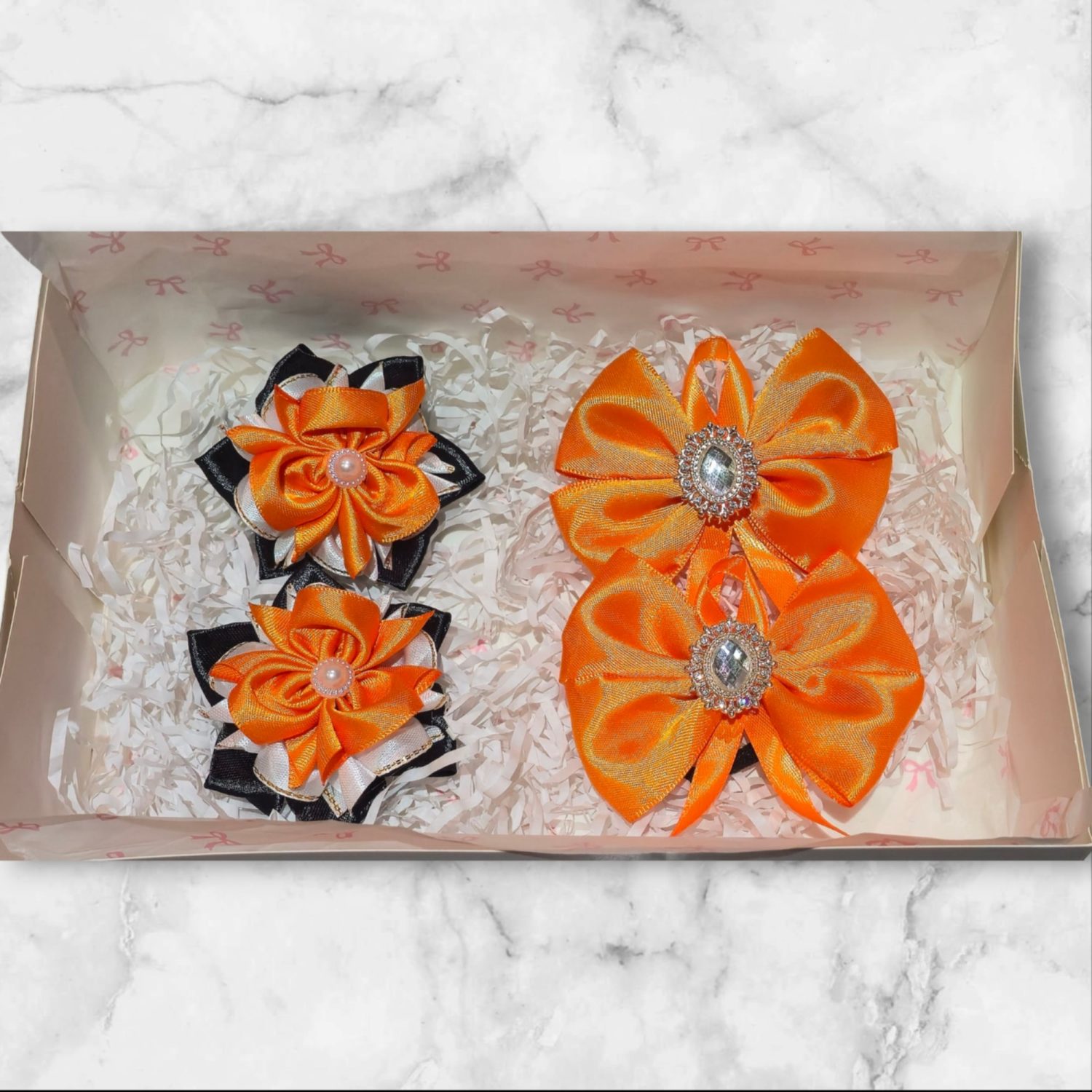 Gift box with hairbows collection in orange colors (4 in 1) Gift box with hairbows collection in orange colors (4 in 1)
