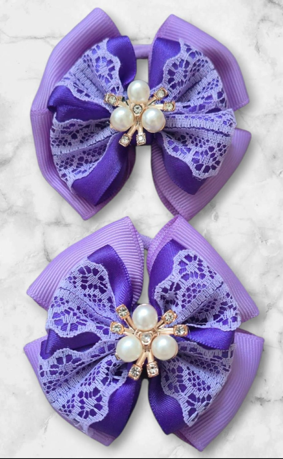 Gift box with hair clip and hairbows pretty in purple (5 in 1) Gift box with hair clip and hairbows pretty in purple (5 in 1)