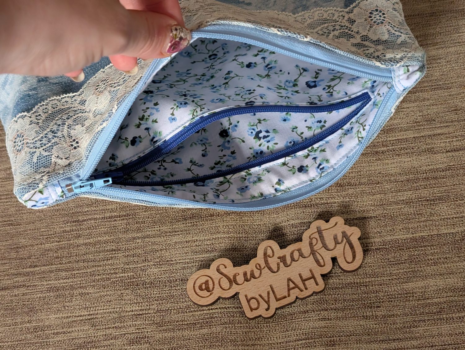Denim floral patterned cosmetic bag Denim floral patterned cosmetic bag