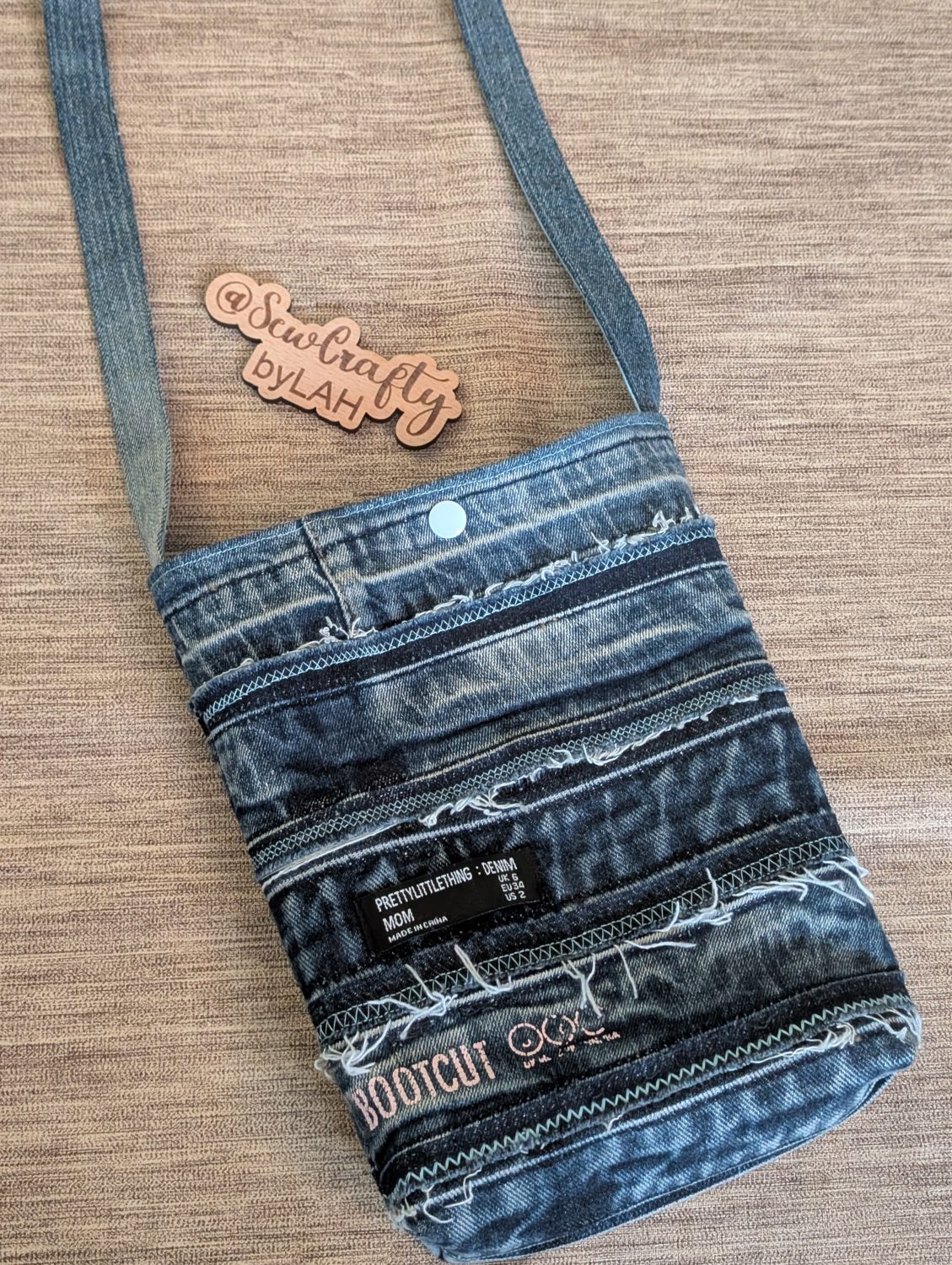 Denim upcycled jean cross body bag Denim upcycled jean cross body bag