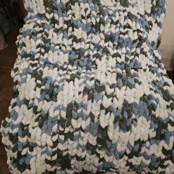 Finger knitted blanket