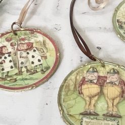 Alice in Wonderland Hangers, Set of 3 1