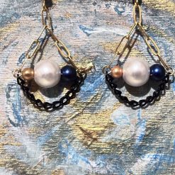 LUNARELLE - Waxing Gibbous Moon - Earrings
