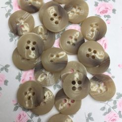 10 x New Vintage 1950’s Tortoiseshell Plastic Buttons. 15mm.