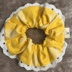 Pretty in Lace Scrunchies (set of 3) 2 Pretty in Lace Scrunchies (set of 3) 2