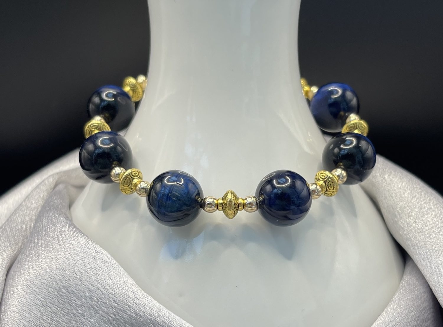 Midnight Elegance Bracelet Midnight Elegance Bracelet