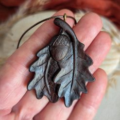 Oak leaves and acorn 2 Oak leaves and acorn 2