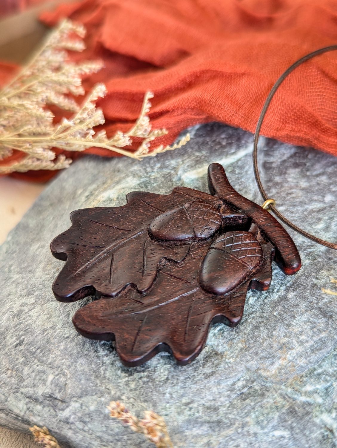 Oak leaves with two acorns Oak leaves with two acorns