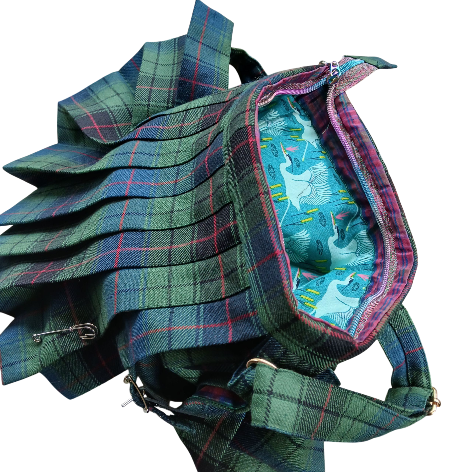 WEE KILT SHOULDER BAG in Davidson Tartan WEE KILT SHOULDER BAG in Davidson Tartan