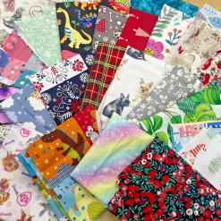 Scrap Fabric Material - 200g Bag Mixed Fabric Pieces - Assorted Styles & Design - Various Fabrics - Great for Crafts & Card Making Etc 2