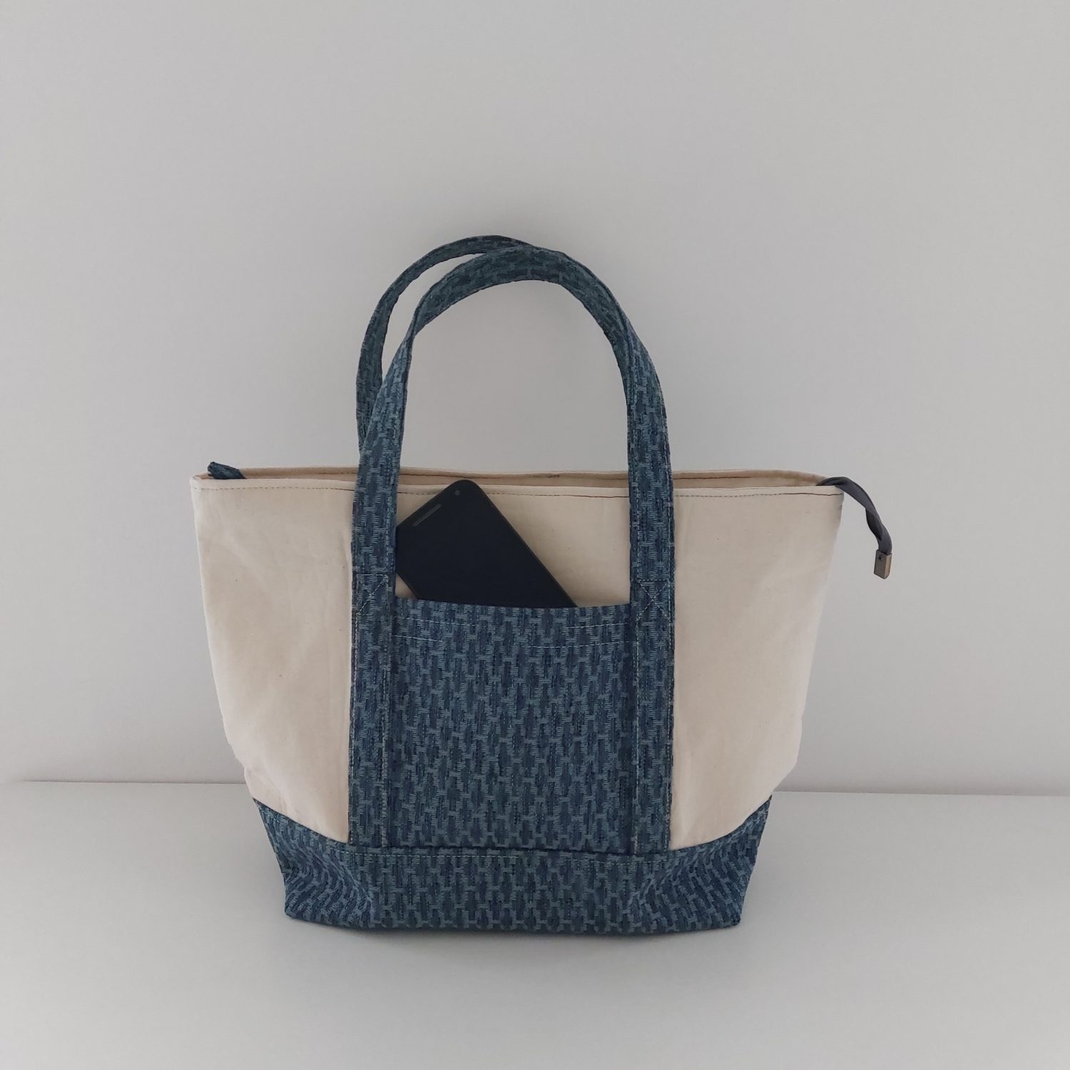 Dark Blue Zippered Tote Bag Dark Blue Zippered Tote Bag