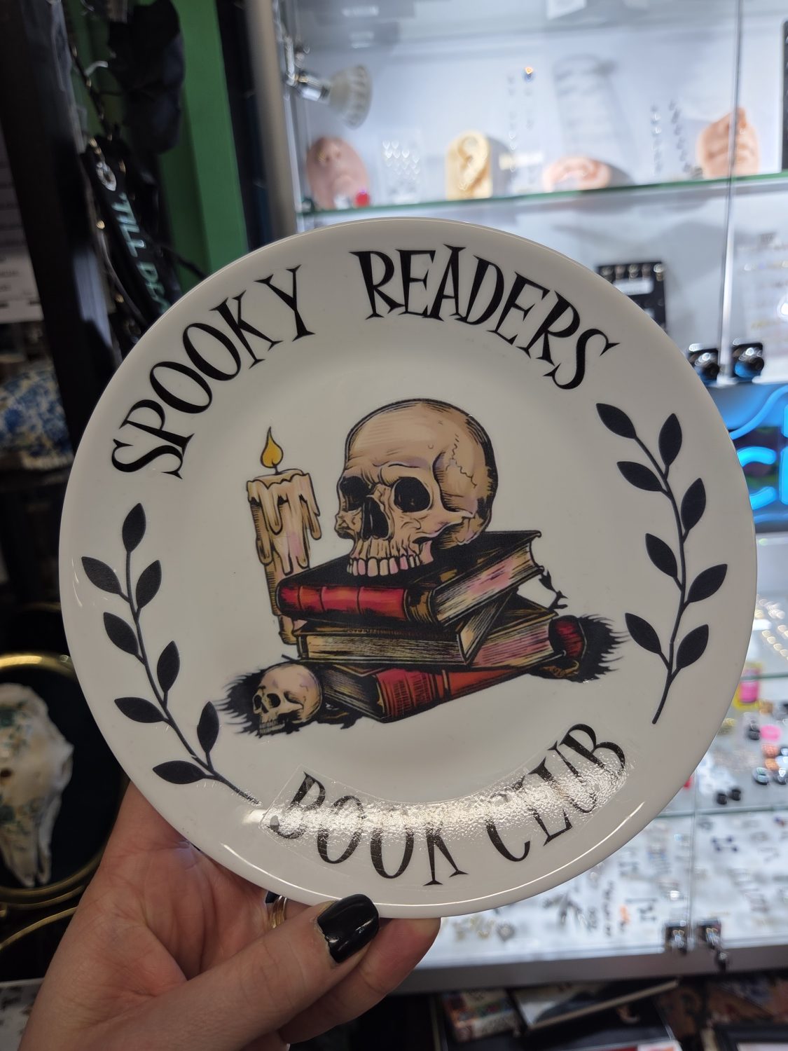 🖤 Book lover-Inspired Plates – Spooky readers 🖤 Book lover-Inspired Plates – Spooky readers