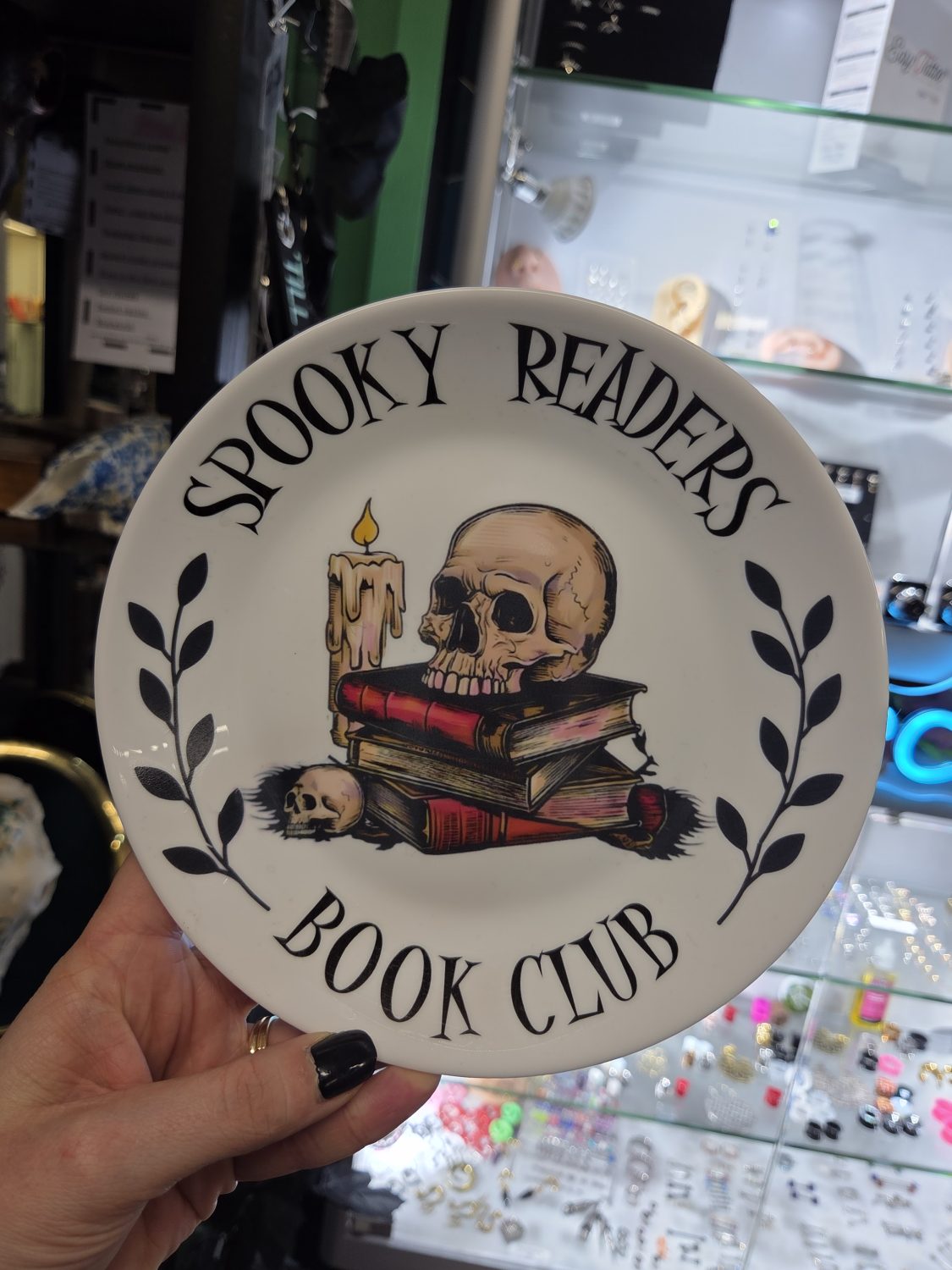 🖤 Book lover-Inspired Plates – Spooky readers 🖤 Book lover-Inspired Plates – Spooky readers