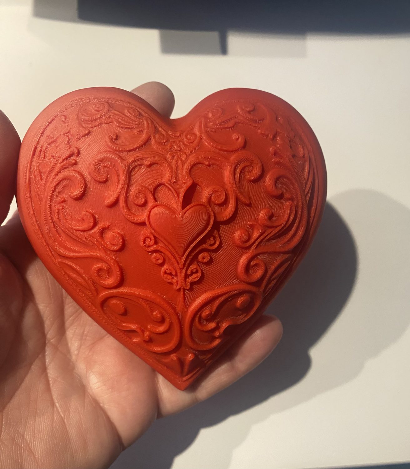 Valentines Red or Pink heart magnet with details on the heart Valentines Red or Pink heart magnet with details on the heart