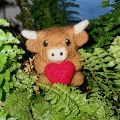 Thistle The Highland Cow - Heart
