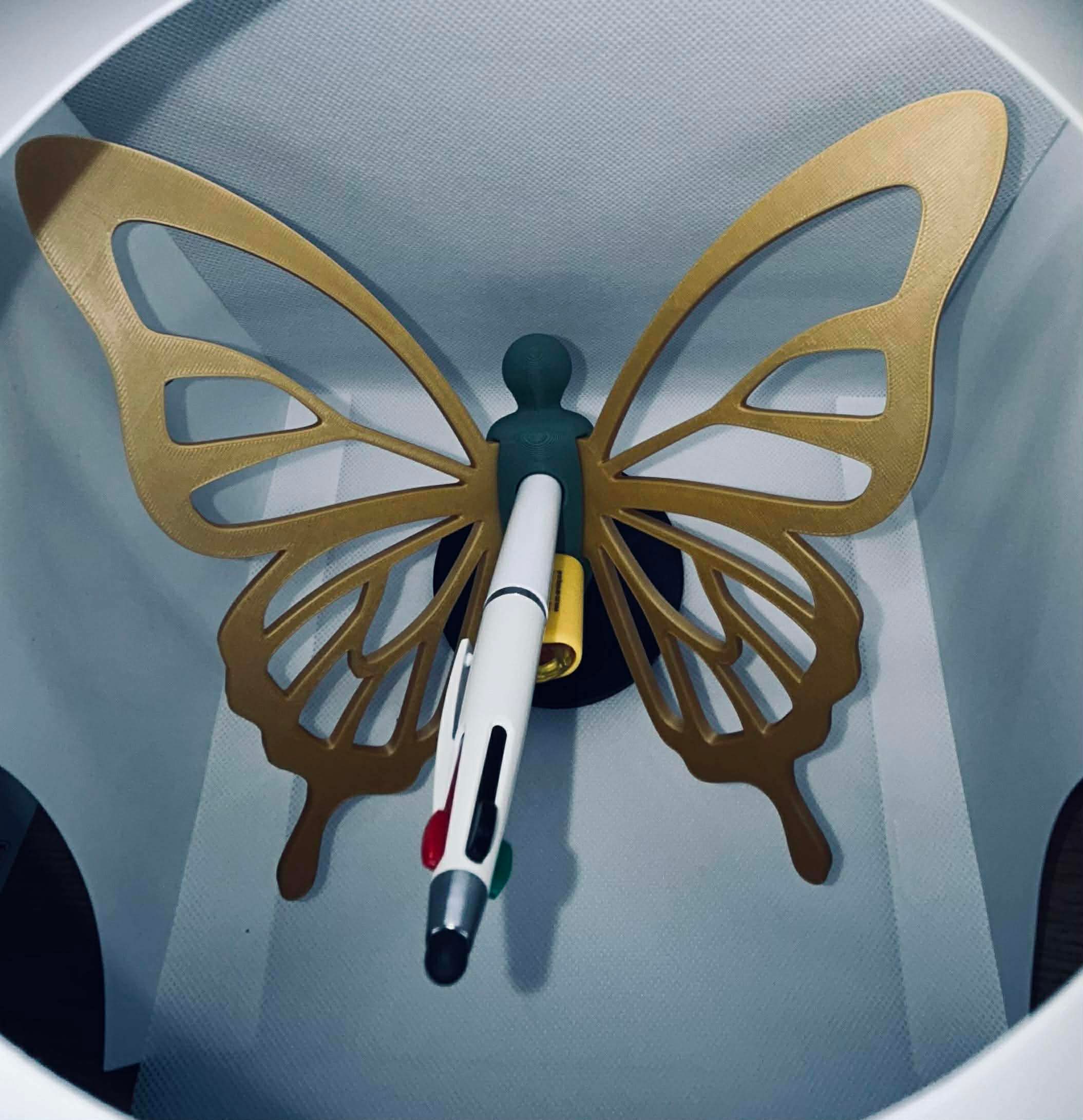 Butterfly Wing Desk Organiser – Modern Pen and USB Holder Butterfly Wing Desk Organiser – Modern Pen and USB Holder