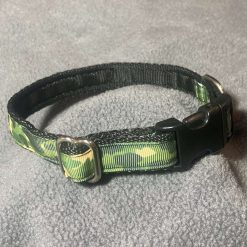 Camouflage print collar 2