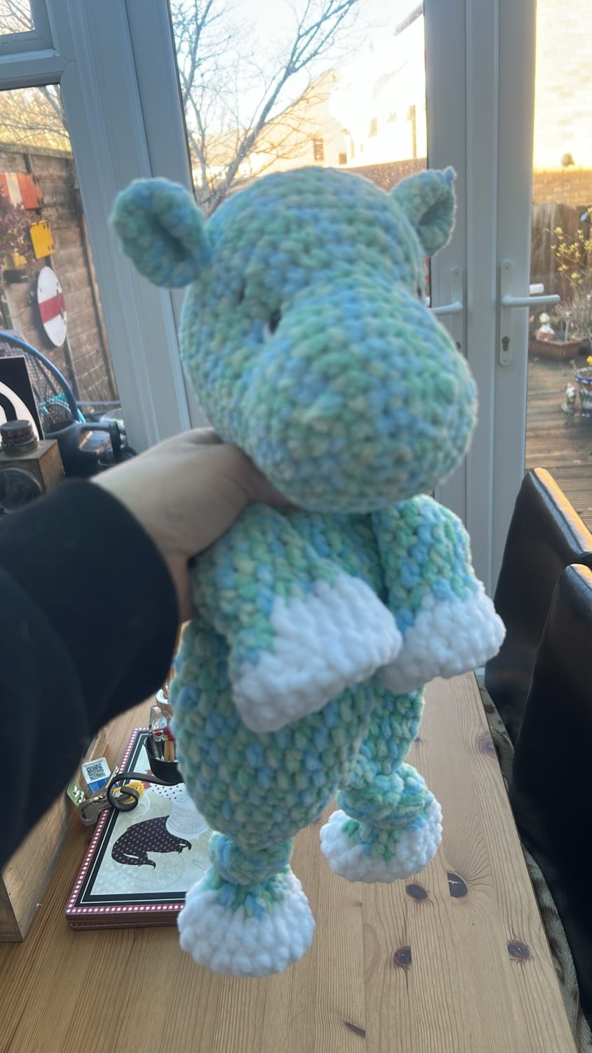 Hippo snuggler Hippo snuggler