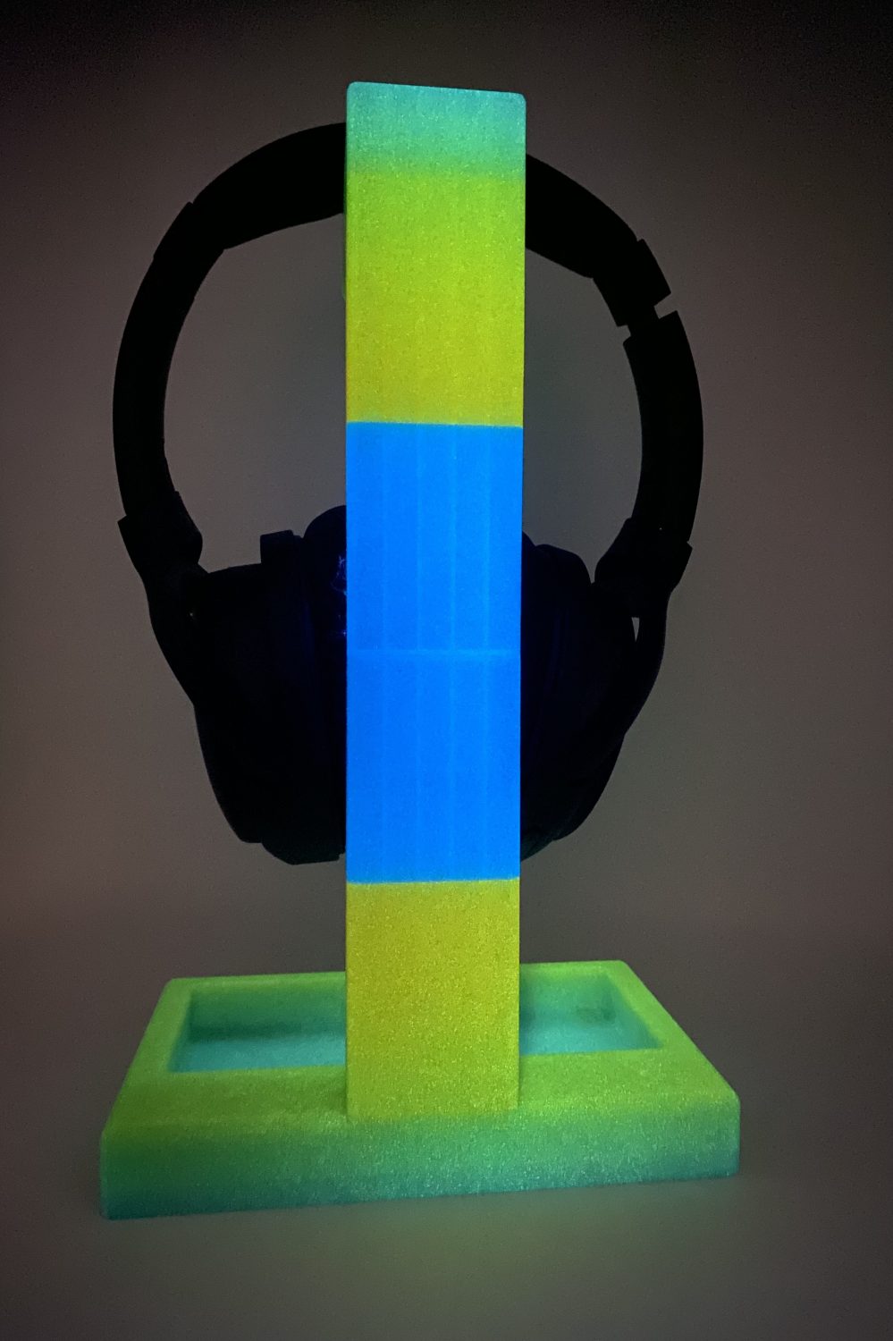 Neon headphone stand - modern gaming - glow style headset holder UK Made Neon headphone stand - modern gaming - glow style headset holder UK Made