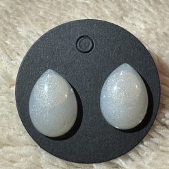 Tear drop stud earrings 1