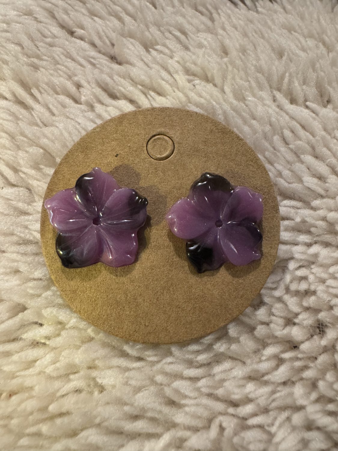 Tear drop stud earrings 2 Tear drop stud earrings 2