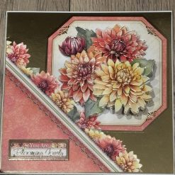 Dahlia floral card