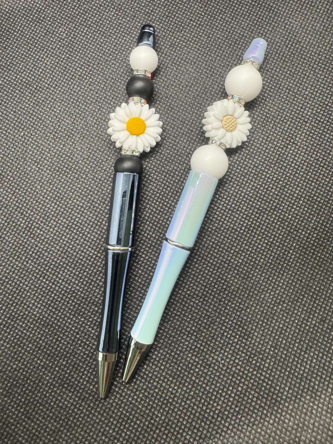 Pen with silicone flower - Purple Pen with silicone flower - Purple